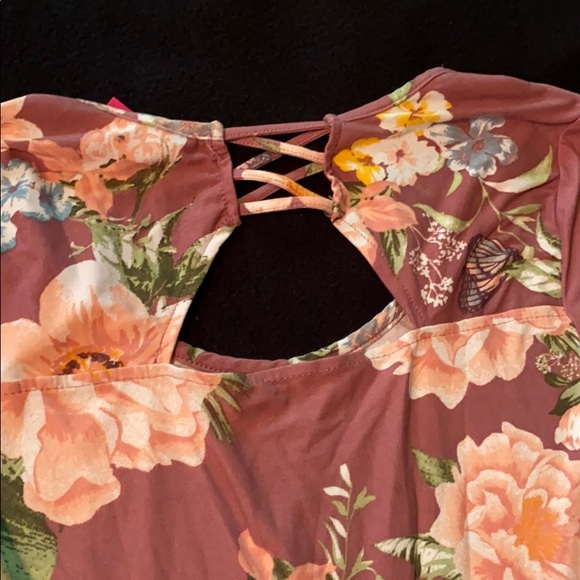 Dress - Picture 4 of 4